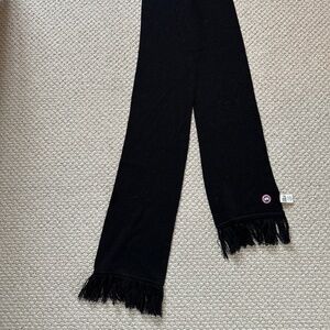 Canada Goose Merino Wool tassel scarf
